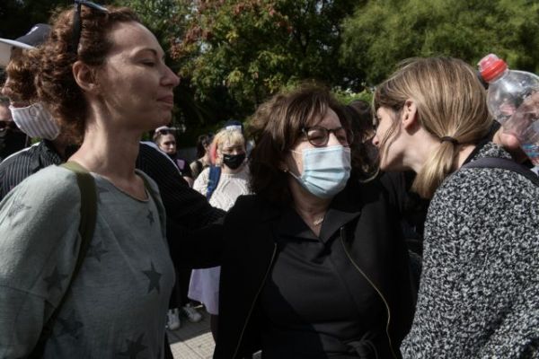 Χρυσή Αυγή – Δικηγόροι οικογένειας Φύσσα: «Ο αγώνας συνεχίζεται μέσα και έξω από τα δικαστήρια»