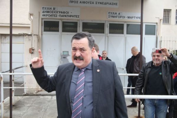 Χρήστος Παππάς : «Ήταν υπό αστυνομική επιτήρηση αλλά ξέφυγε» λέει ο δικηγόρος του