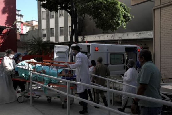 Κοροναϊός : Στον «προθάλαμο της εντατικής» το σύστημα Υγείας