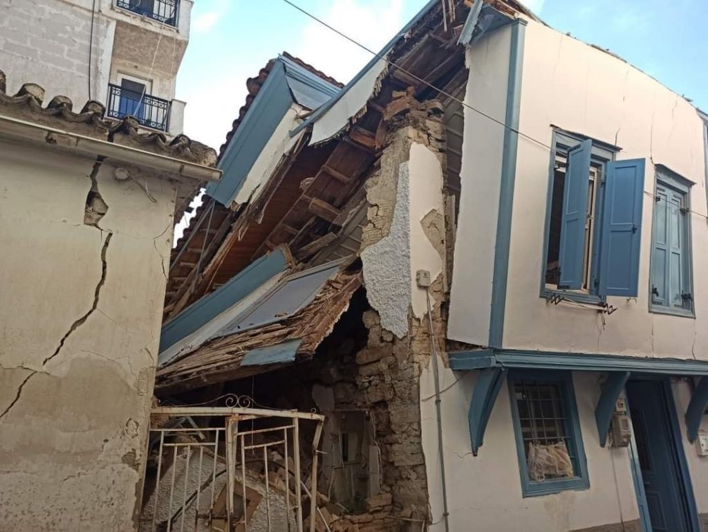 Σεισμός - τρόμος στη Σάμο: Φόβοι για μεγάλη τραγωδία στη Σμύρνη