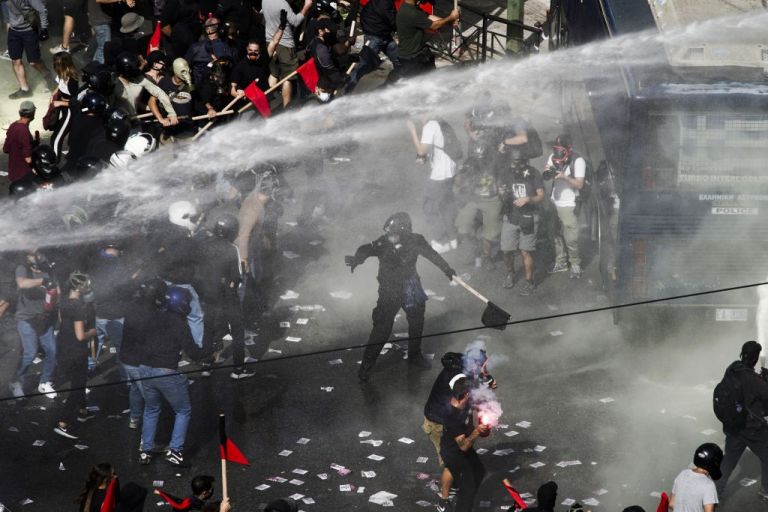 Δίκη Χρυσής Αυγής : Κόντρα Χρυσοχοΐδη – ΣΥΡΙΖΑ για τα επεισόδια στο Εφετείο