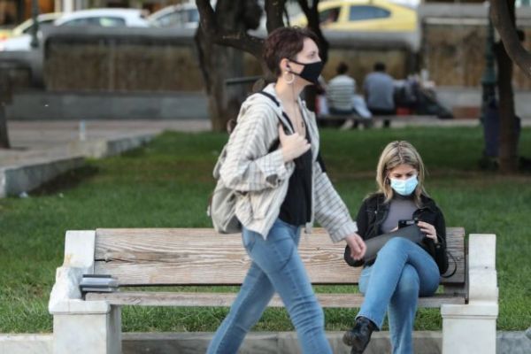Κοροναϊός : Ο ιός «πολιορκεί» τη χώρα – Πώς κατανέμονται τα 1.259 κρούσματα