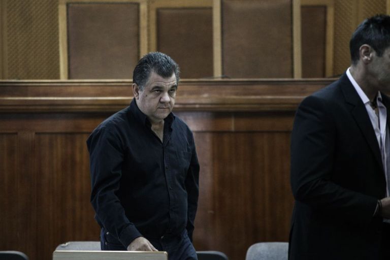 Χρυσή Αυγή : Τα ελάχιστα για τον… «καφετζή της Νίκαιας» ζητάει ο συνήγορος του Ρουπακιά