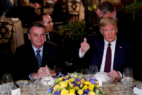Κοροναϊός : Τραμπ και Μπολσονάρο άφησαν τη Λατινική Αμερική στο έλεος της πανδημίας