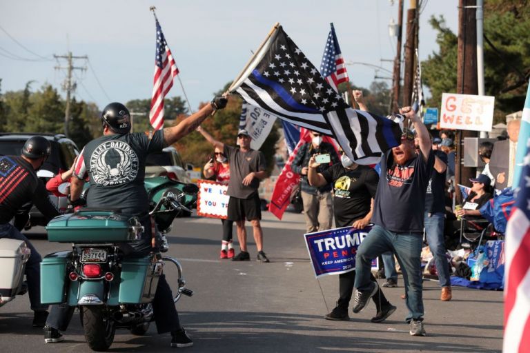 «Το μόνο σίγουρο είναι ότι θα ζήσουμε μια κόλαση»: Οι Αμερικανοί τρέμουν στη σκέψη των εκλογών