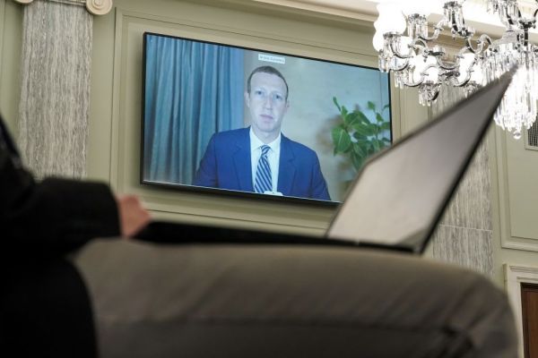 Facebook, Twitter, Google: Σε «ανάκριση» από γερουσιαστές ενόψει εκλογών