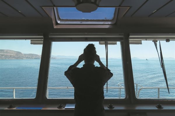 Εθνικά και αριστερά