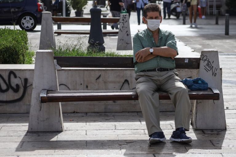 Κοροναϊός : Πονοκέφαλος η διασπορά τον χειμώνα – Οι «κόκκινες» περιοχές