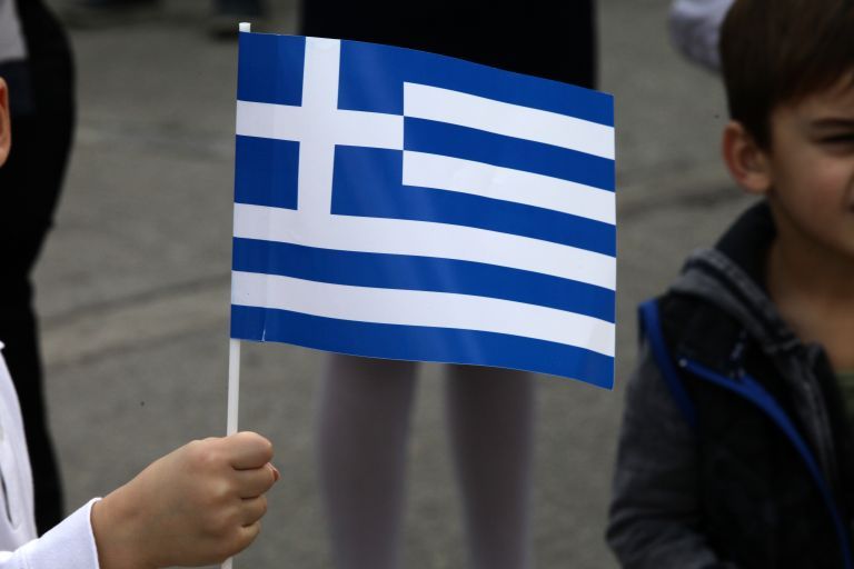 28η Οκτωβρίου : Χωρίς παρελάσεις, με καταθέσεις στεφάνων και σημαιοστολισμού