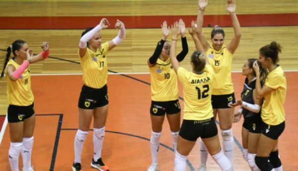 Με το «δεξί» η ΑΕΚ