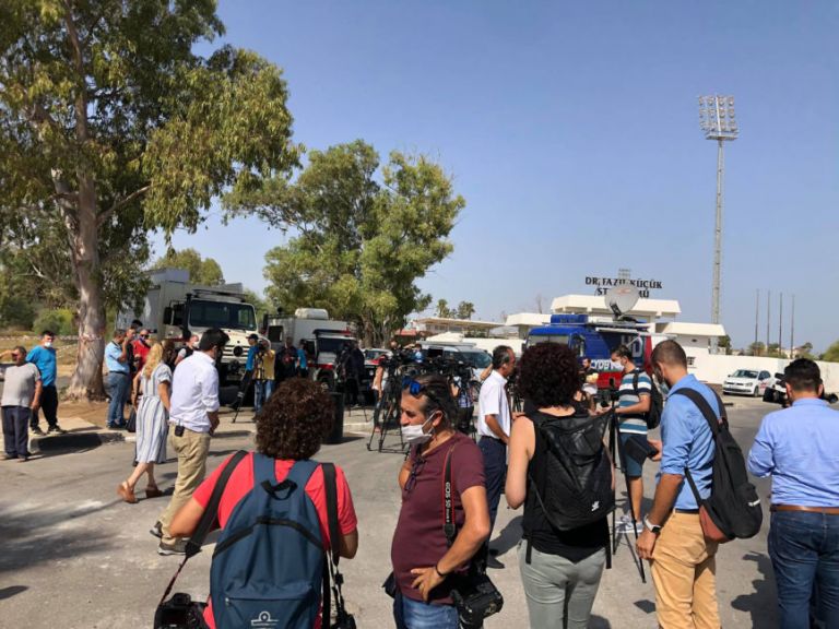 Αμμόχωστος : Άνοιξε το παραλιακό μέτωπο των Βαρωσίων – Προκλητική φιέστα των Τούρκων