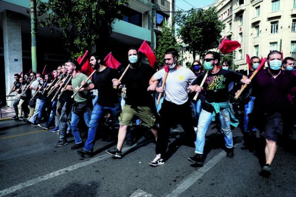 «Οι γέροι χωριστά, οι νέοι άλλο πράμα»