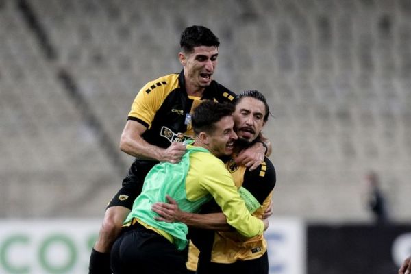 ΑΕΚ – Βόλφσμπουργκ 2-1: Καρίμ και… τέζα