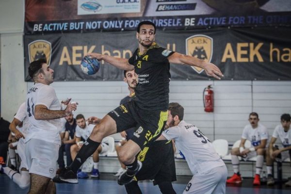«Περίπατος» της ΑΕΚ
