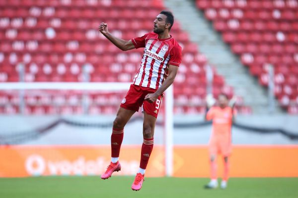 Ολυμπιακός – Απόλλωνας Σμύρνης : Δοκάρι ο Ελ Αραμπί, γκολ ο Χασάν