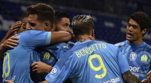 Όρθια η Μαρσέιγ με δέκα παίκτες (1-1)