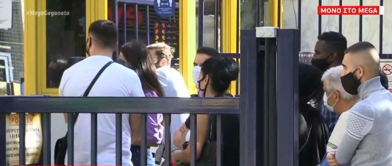 Αποκλειστικό MEGA: Ουρές, συνωστισμός και εντάσεις στα εξωτερικά ιατρεία του Ευαγγελισμού