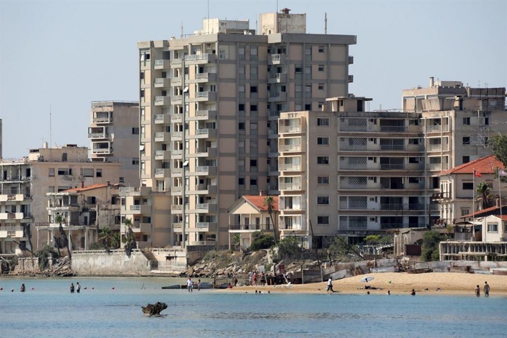 Ρωσία: Το Κρεμλίνο καταδικάζει την απόφαση των Τουρκοκυπρίων για τα Βαρώσια