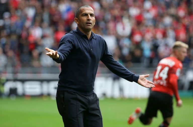 Παρελθόν από τη Νότιγχαμ Φόρεστ ο Λαμουσί