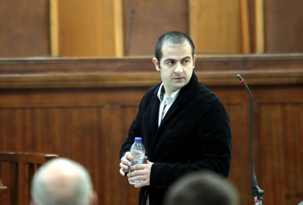 Δίκη Χρυσής Αυγής : Παραδόθηκε και ο πυρηνάρχης της Νίκαιας Γιώργος Πατέλης