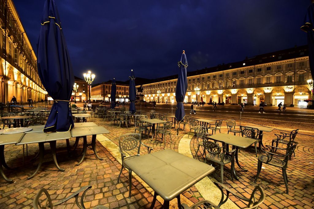 Κοροναϊός : Πάνω από 17.000 κρούσματα και 141 θάνατοι στην Ιταλία