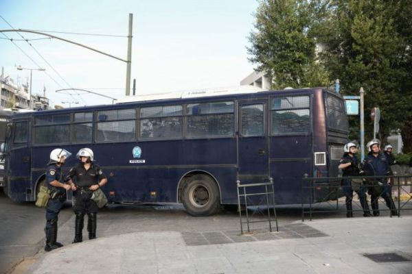 Δίκη Χρυσής Αυγής : Απαγορεύτηκε συγκέντρωση υπέρ της οργάνωσης – Κυκλοφοριακές ρυθμίσεις γύρω από το Εφετείο