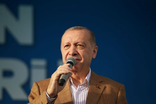 Ερντογάν : Έξαλλος με σκίτσο που τον δείχνει τρομοκράτη – «Ο φασισμός είναι δικό σας δημιούργημα, όχι δικό μας»