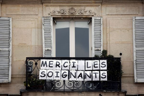 Κοροναϊός : Έρευνες σε σπίτια Γάλλων υπουργών για τη διαχείριση της πανδημίας