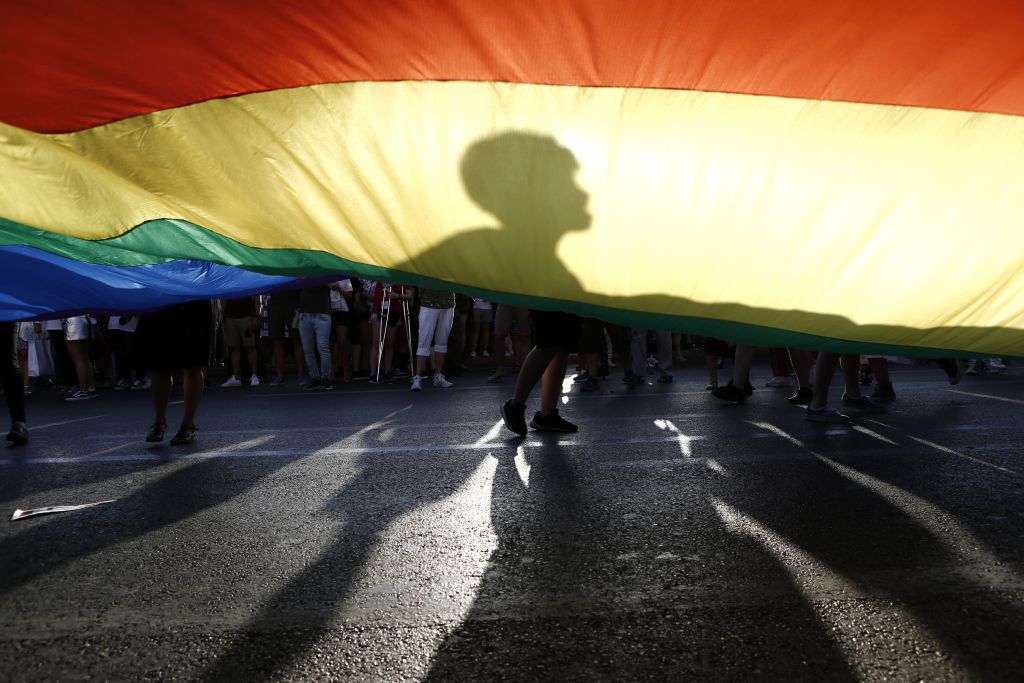 Καταγγελία : Υπάλληλος της διεύθυνσης Μεταφορών αρνήθηκε να εκδώσει δίπλωμα σε τρανς άτομο