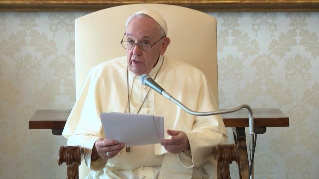 Πάπας Φραγκίσκος : Προσευχηθείτε για τα θύματα των συγκρούσεων στο Ναγκόρνο Καραμπάχ