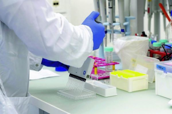 Τραμπ : Τι λένε οι Έλληνες επιστήμονες που δημιούργησαν το «κοκτέιλ» αντισωμάτων