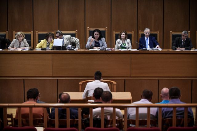 Ιωάννης Καζαντζόγλου : Ο συνοδηγός στο αυτοκινήτου του Ρουπακιά