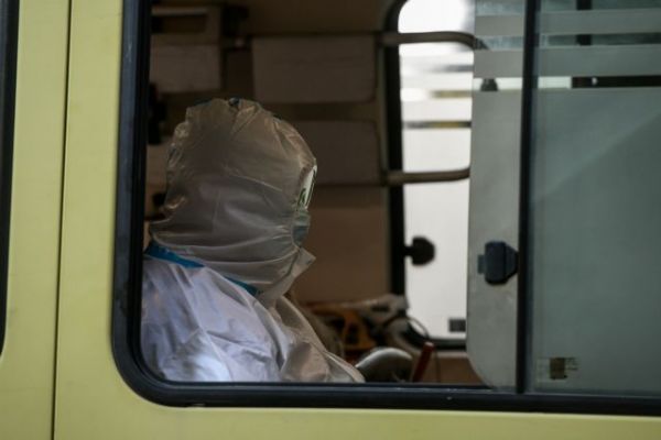 Κοροναϊός : Πόσο αυξήθηκε η θνησιμότητα – Τι δείχνουν τα στοιχεία για τους θανάτους
