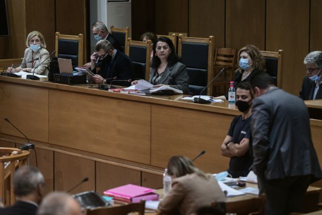 Δίκη Χρυσής Αυγής : Εωλα επιχειρήματα για να γλιτώσουν τη φυλακή