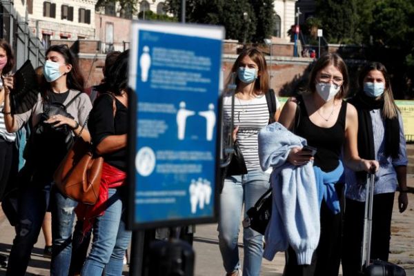 Κοροναϊός : Κρίσιμη η κατάσταση στην Ιταλία, λέει ο Κόντε – Σκέψεις για νέα μέτρα
