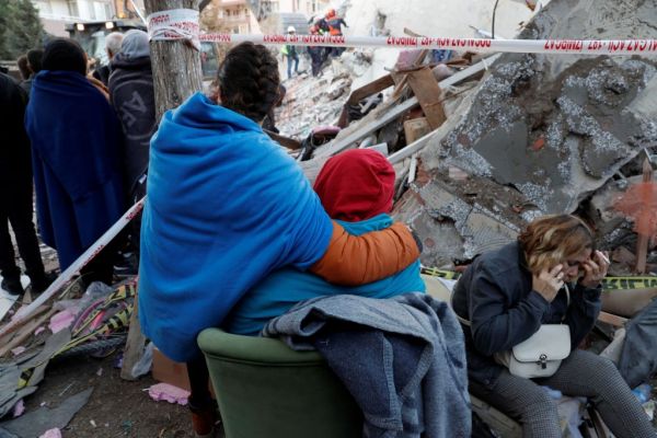 Σεισμός : Στους 26 οι νεκροί στη Σμύρνη από τον φονικό εγκέλαδο
