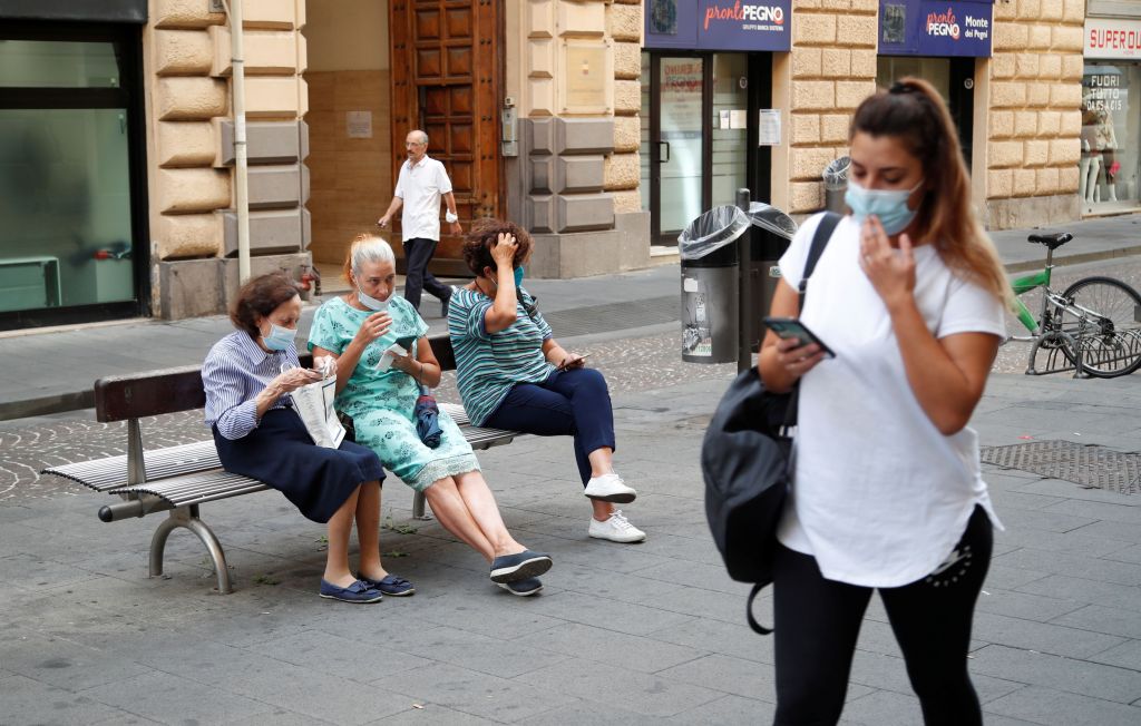 Κοροναϊός - Ιταλία: 10.925 κρούσματα σε μια μέρα - «Αύξηση της τηλεργασίας» ζητά ο υπουργός υγείας