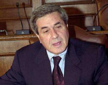 Συλλυπητήρια του προέδρου της Βουλής για τον θάνατο του Πέτρου Κουναλάκη