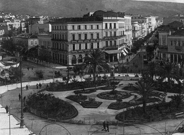 Η πλατεία Ομονοίας στο διάβα του χρόνου