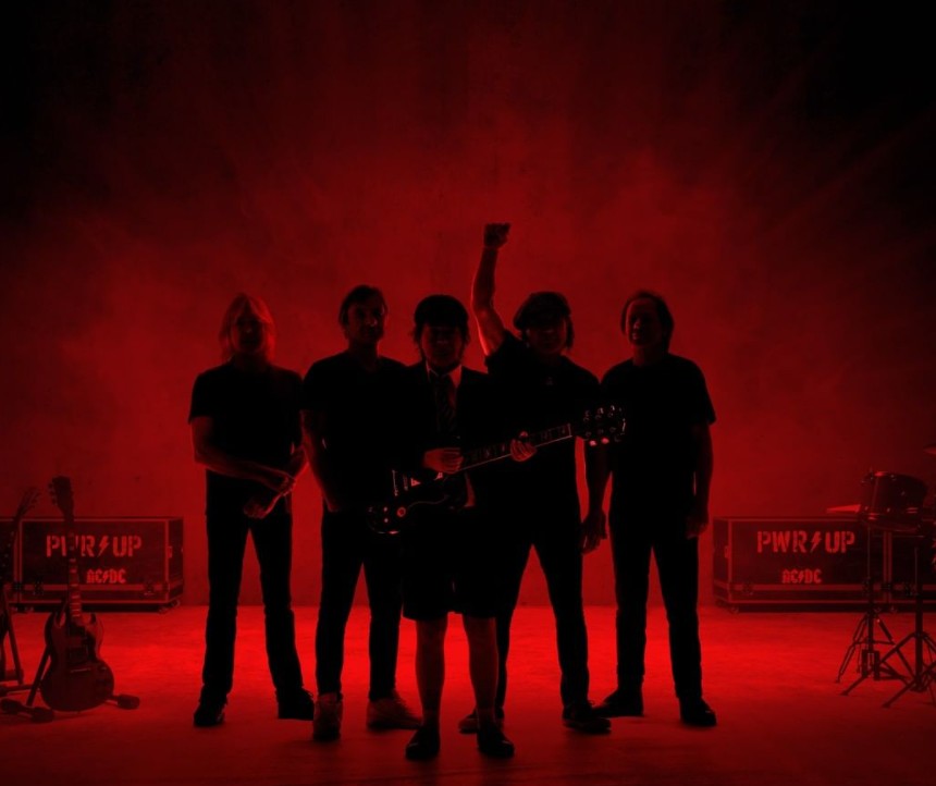 «Shot in the Dark»: Οι AC/DC επιστρέφουν «στο κόκκινο»