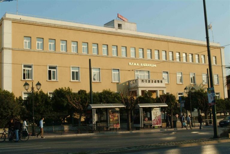 Κοροναϊός: Κατέληξε 61χρονη στο «Αλεξάνδρα» – Στους 396 οι νεκροί