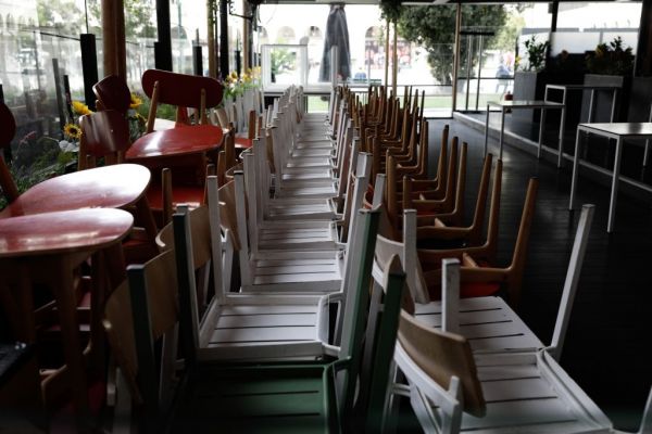 Κοροναϊός : «Κλείστε μας αλλά στηρίξτε μας» λένε οι εστιάτορες της Θεσσαλονίκης