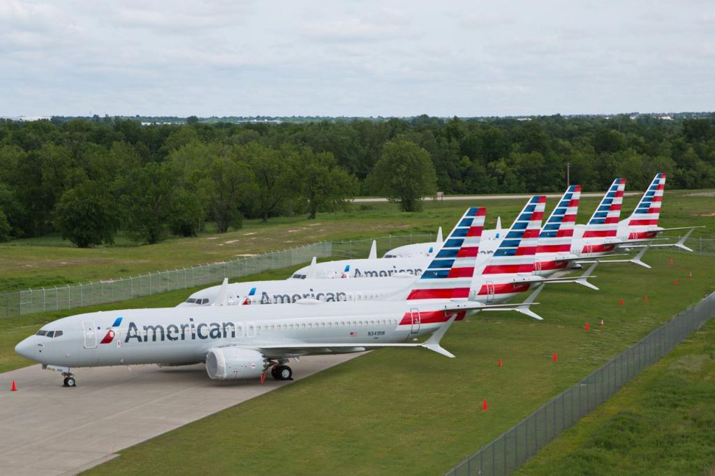 Κοροναϊός – Νέο σοκ : Η American Airlines ξεκινάει την απόλυση 19.000 εργαζομένων