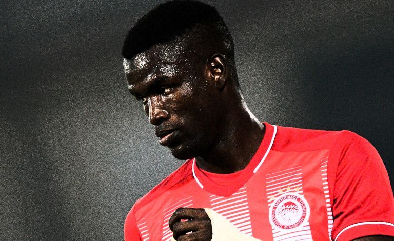 Ολυμπιακός : Ο τρελός χορός του Μπα και η τρελή πορεία έως την καθιέρωση