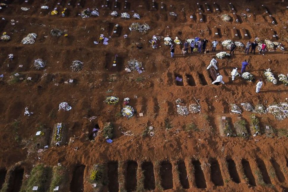 Βραζιλία : Χτυπά με αμείωτη ένταση ο κοροναϊός - 153.214 νεκροί και 5.200.000 κρούσματα