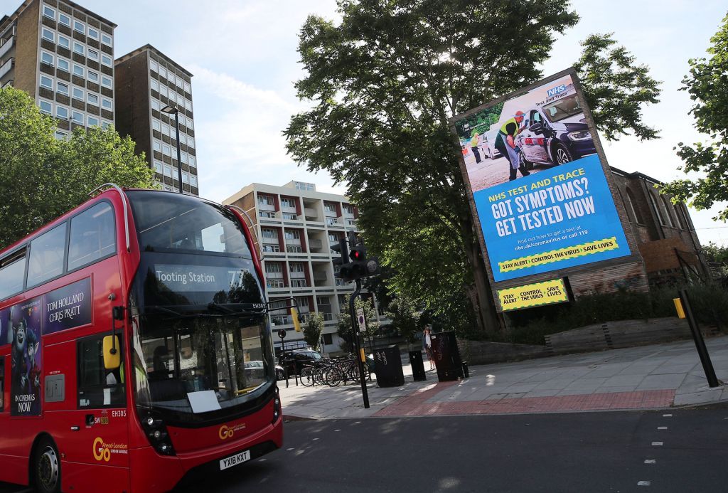 Βρετανία : Ο μέσος ημερήσιος αριθμός κρουσμάτων Covid-19 διπλασιάστηκε μέσα σε μία εβδομάδα
