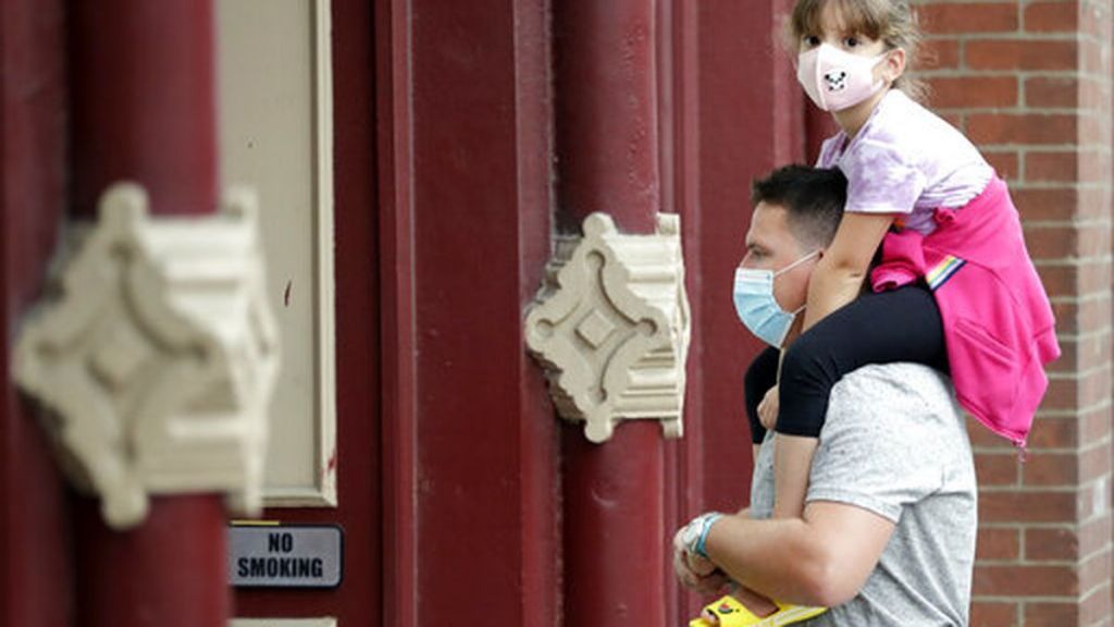 Συγκλονιστικά στοιχεία : 700.000 παιδιά μολύνθηκαν από τον κοροναϊό στις ΗΠΑ