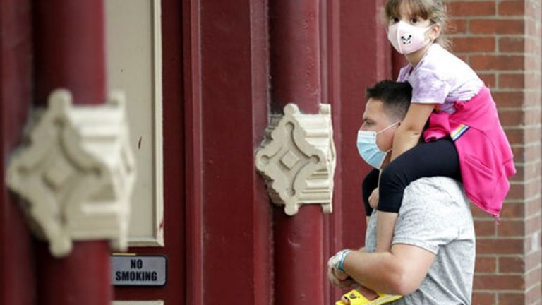 Συγκλονιστικά στοιχεία : 700.000 παιδιά μολύνθηκαν από τον κοροναϊό στις ΗΠΑ