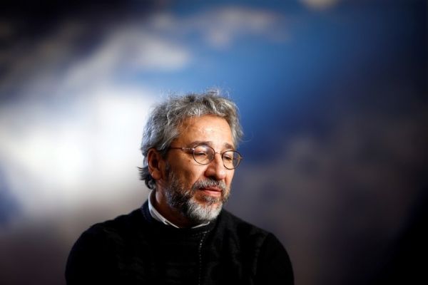 Τουρκία : Δικαστήριο διέταξε την κατάσχεση της περιουσίας του δημοσιογράφου Τζαν Ντουντάρ