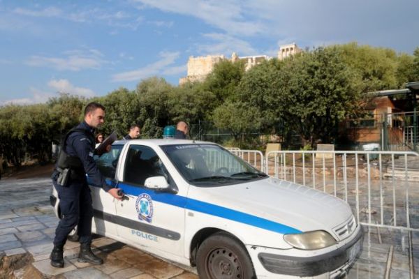 Βίαιη ομοφοβική επίθεση στο κέντρο της Αθήνας